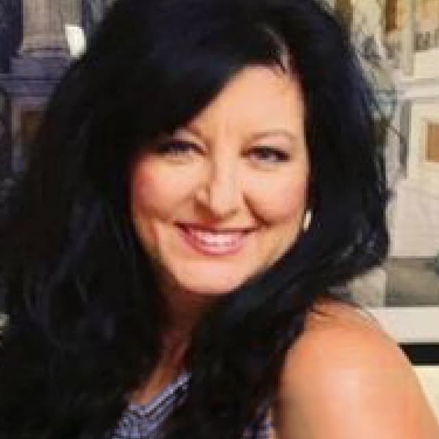 Stephanie Kirk